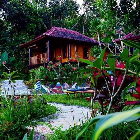 Sky Garden Lombok Apartment Tetebatu Luaran gambar