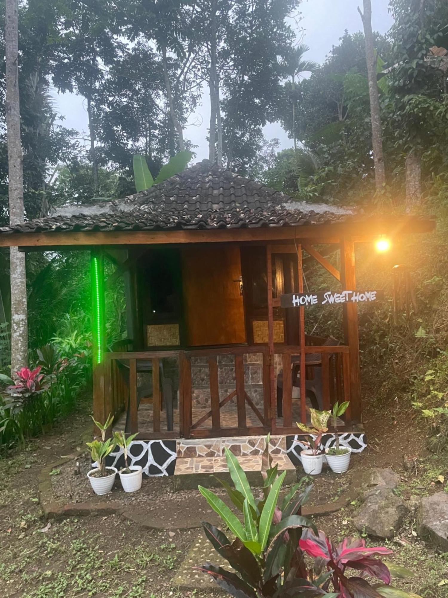 Sky Garden Lombok Apartment Tetebatu Luaran gambar